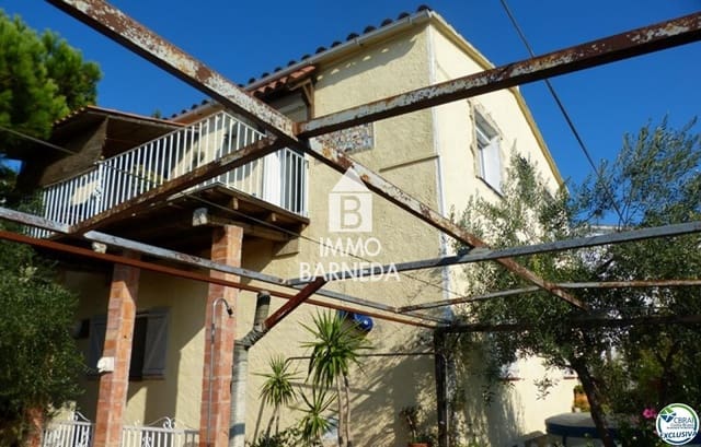 3 chambre Appartement à vendre à Empuriabrava, Castelló d'Empúries avec garage - 290 000 € (Ref: 9401038)