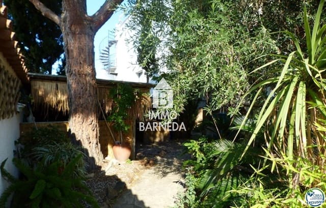 3 chambre Appartement à vendre à Empuriabrava, Castelló d'Empúries avec garage - 290 000 € (Ref: 9401038)