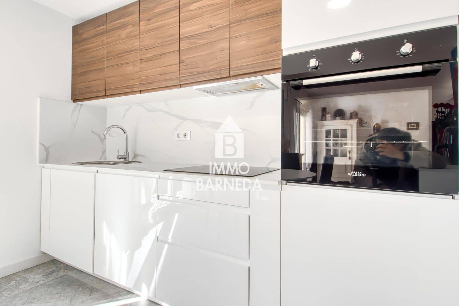 3 bedroom Flat for sale in Roses - € 295,000 (Ref: 9409389)