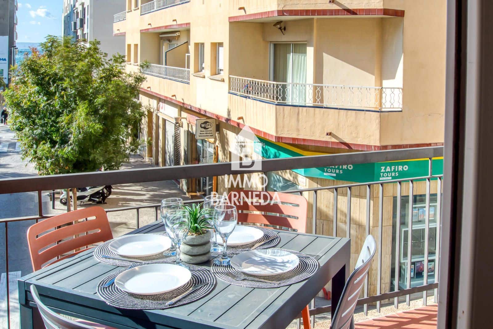 3 bedroom Flat for sale in Roses - € 295,000 (Ref: 9409389)