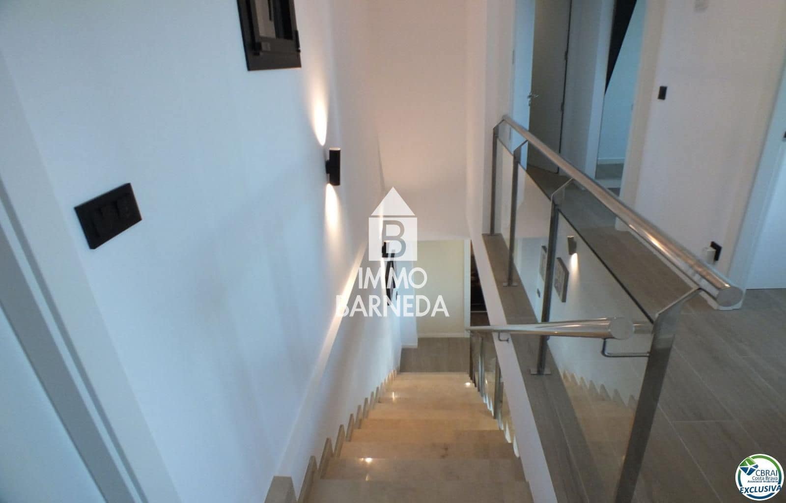 3 soverom Villa til salgs i Roses med svømmebasseng garasje - € 1 700 000 (Ref: 9420041)