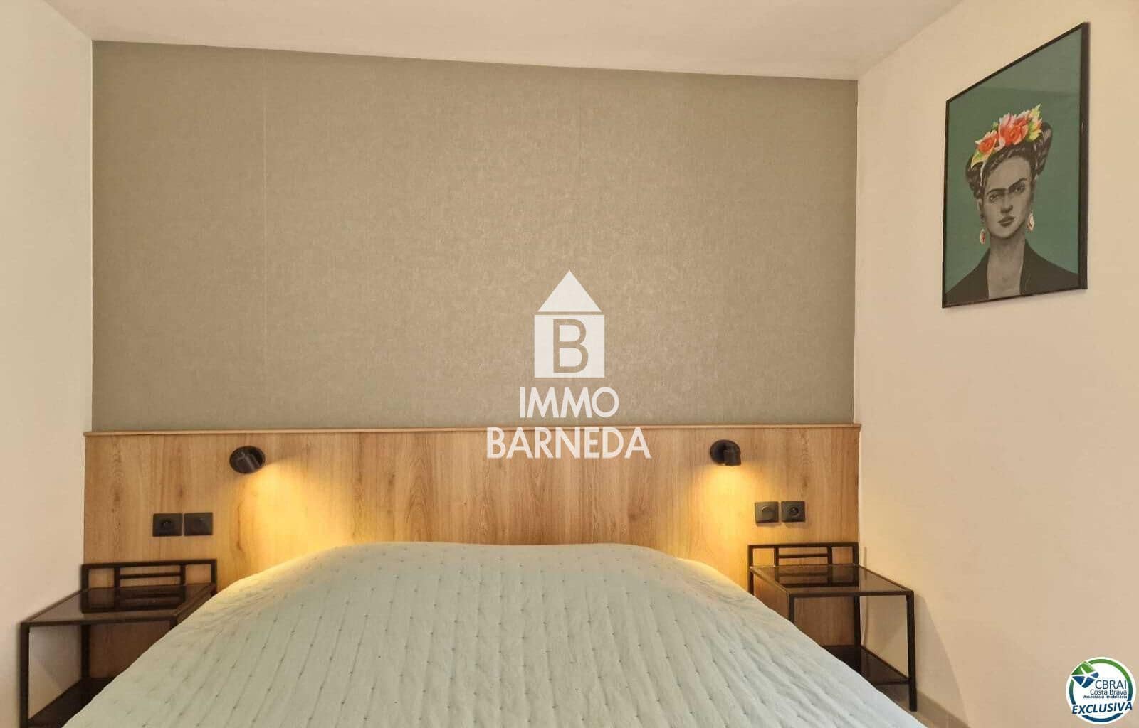 2 bedroom Flat for sale in Roses - € 225,000 (Ref: 9424021)