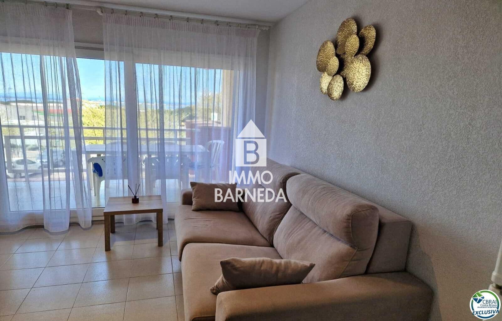 2 bedroom Flat for sale in Roses - € 225,000 (Ref: 9424021)