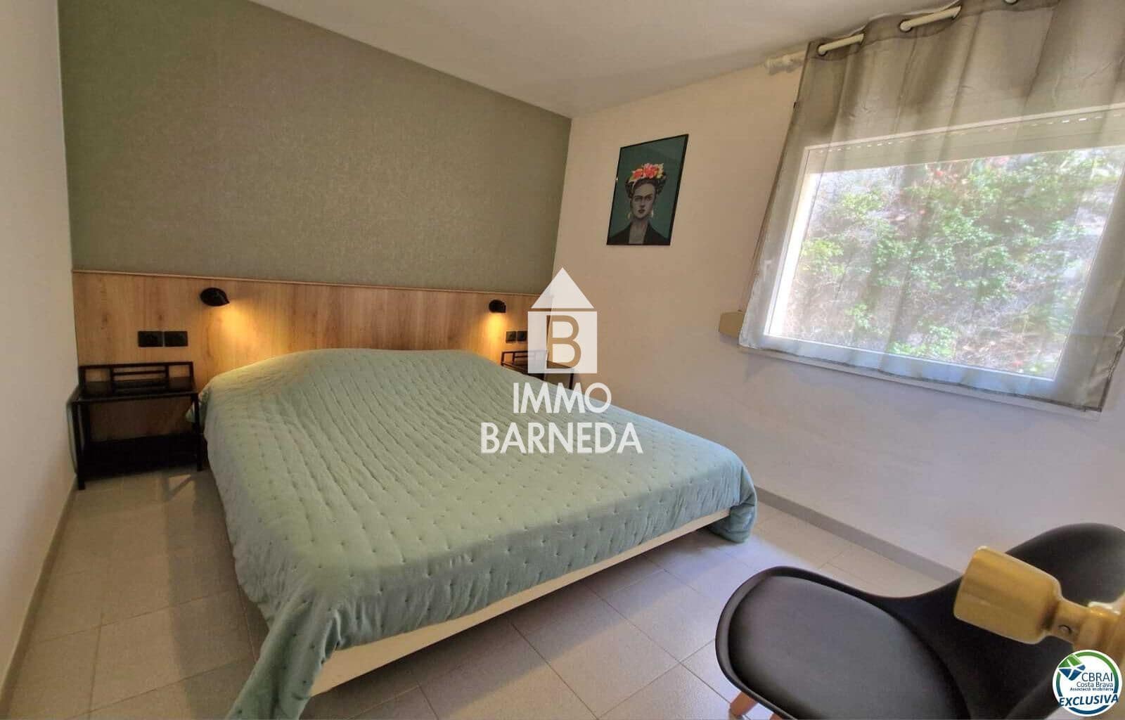 2 bedroom Flat for sale in Roses - € 225,000 (Ref: 9424021)