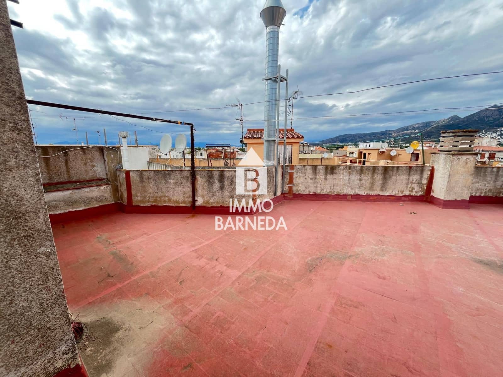 4 bedroom Flat for sale in Roses - € 199,500 (Ref: 9431826)