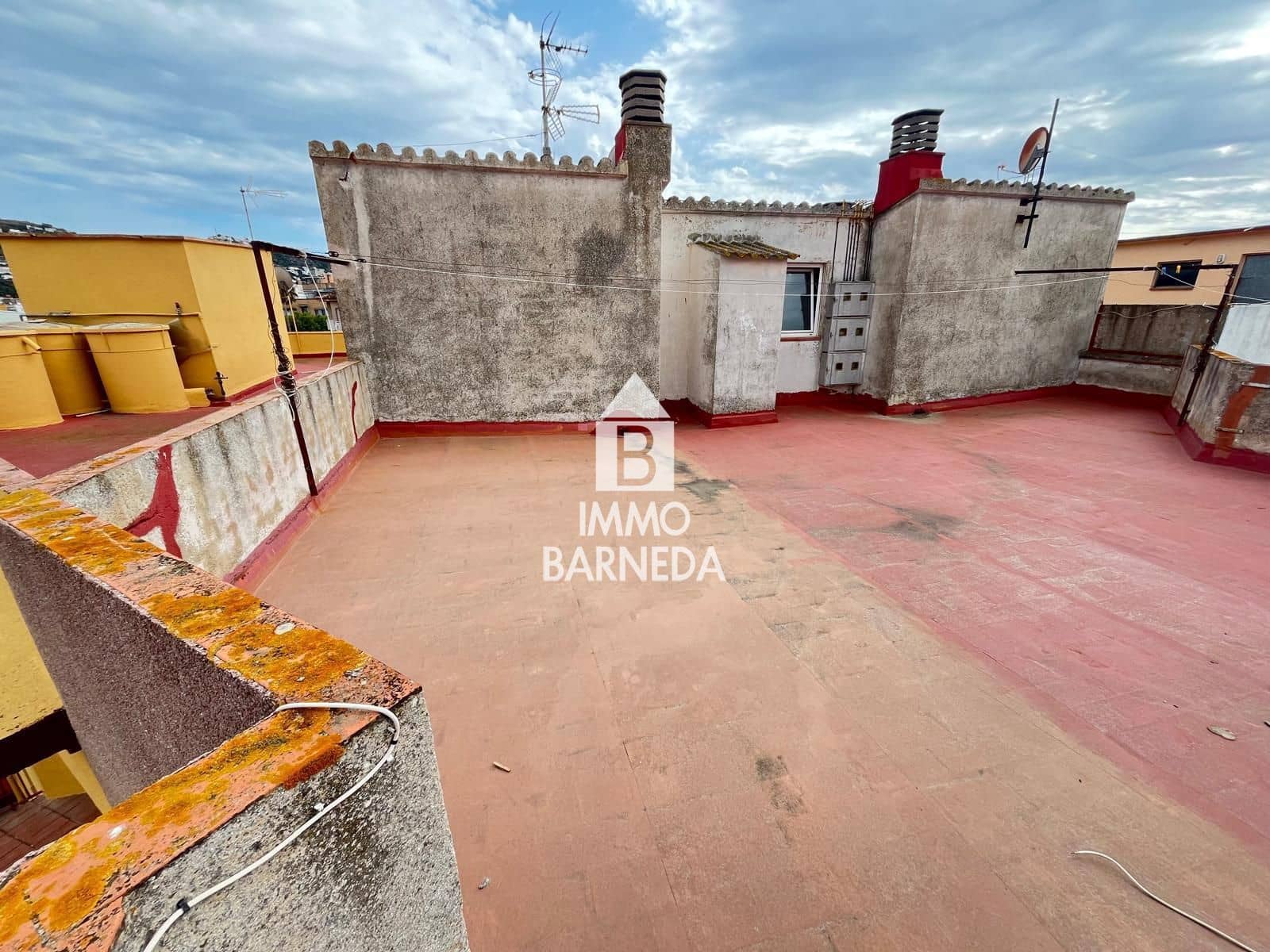 4 bedroom Flat for sale in Roses - € 199,500 (Ref: 9431826)