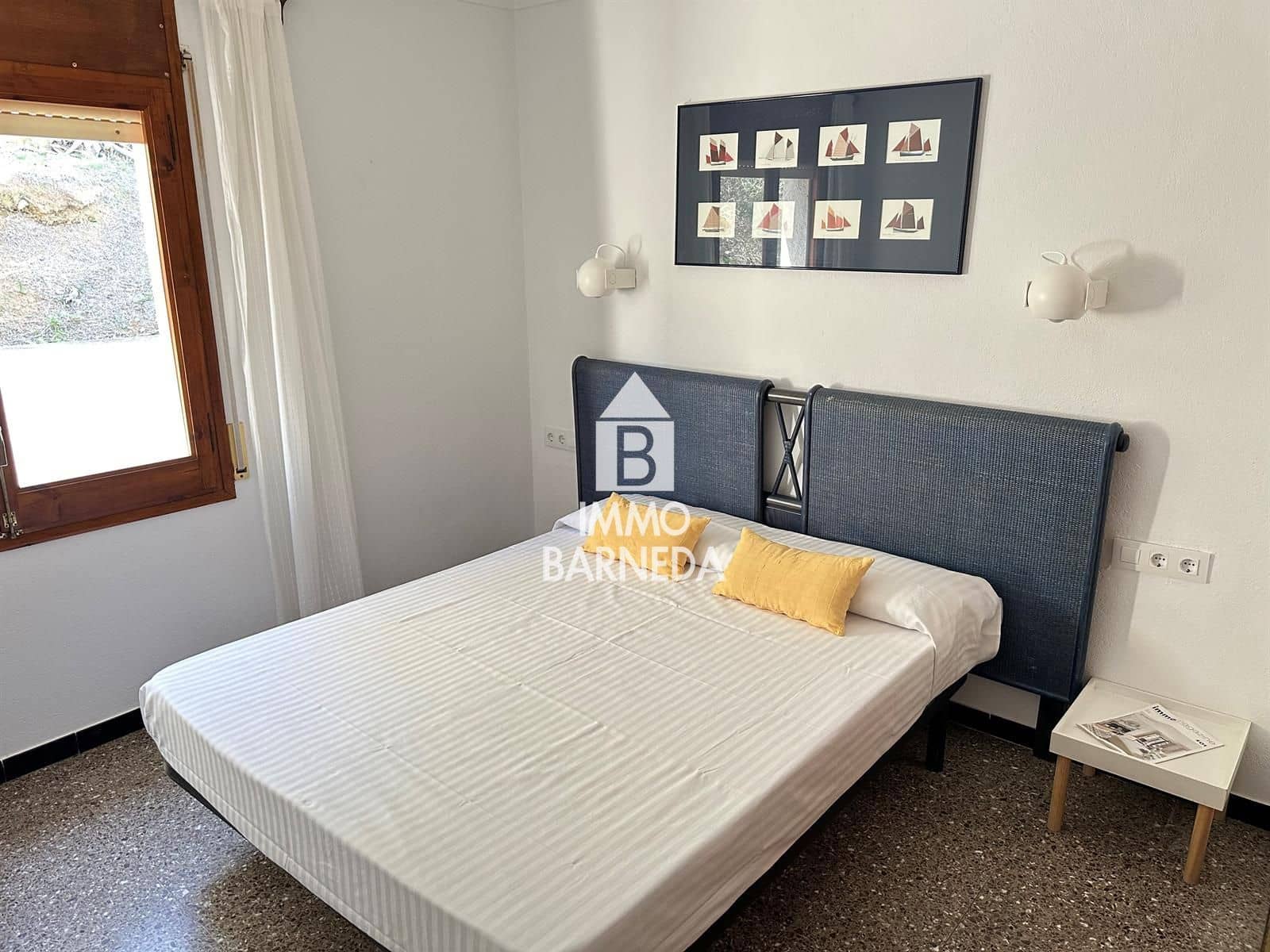 1 bedroom Flat for sale in Roses with garage - € 255,000 (Ref: 9431827)