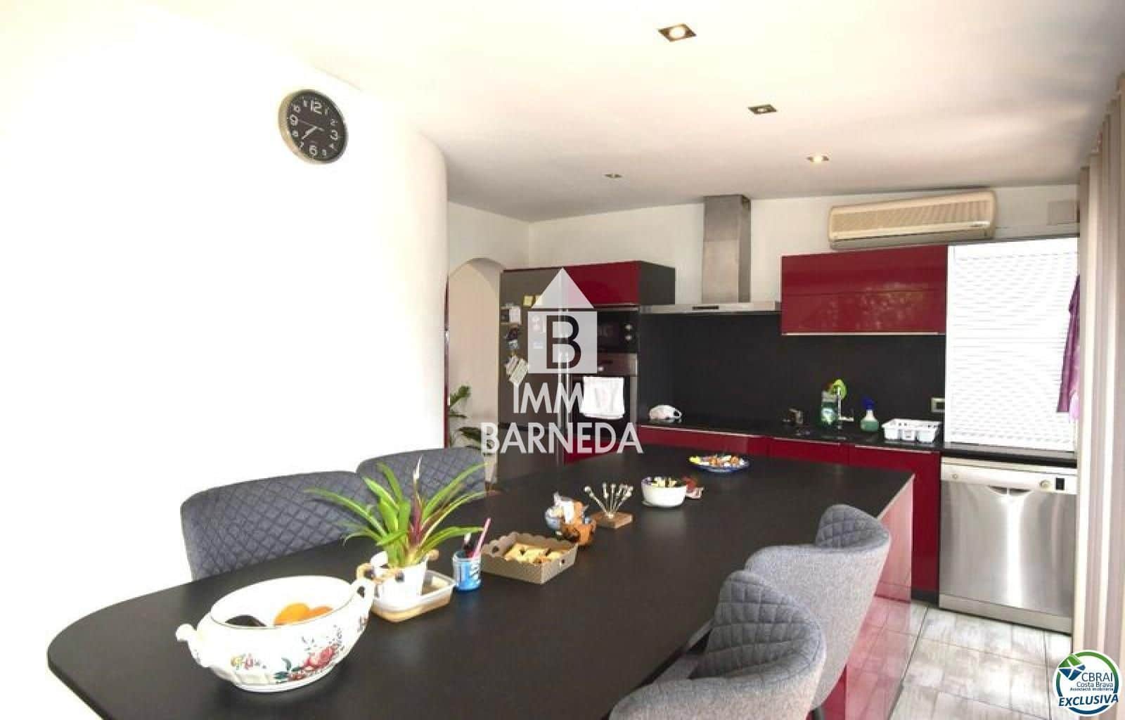 2 sovrum Villa till salu i Empuriabrava - 395 000 € (Ref: 9432022)