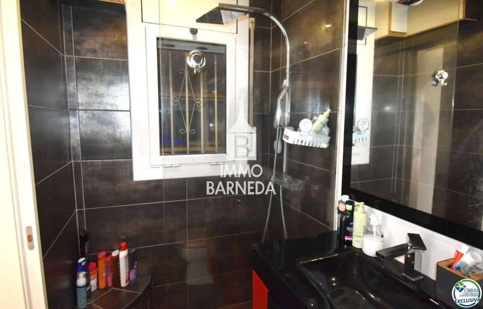 2 sovrum Villa till salu i Empuriabrava - 395 000 € (Ref: 9432022)