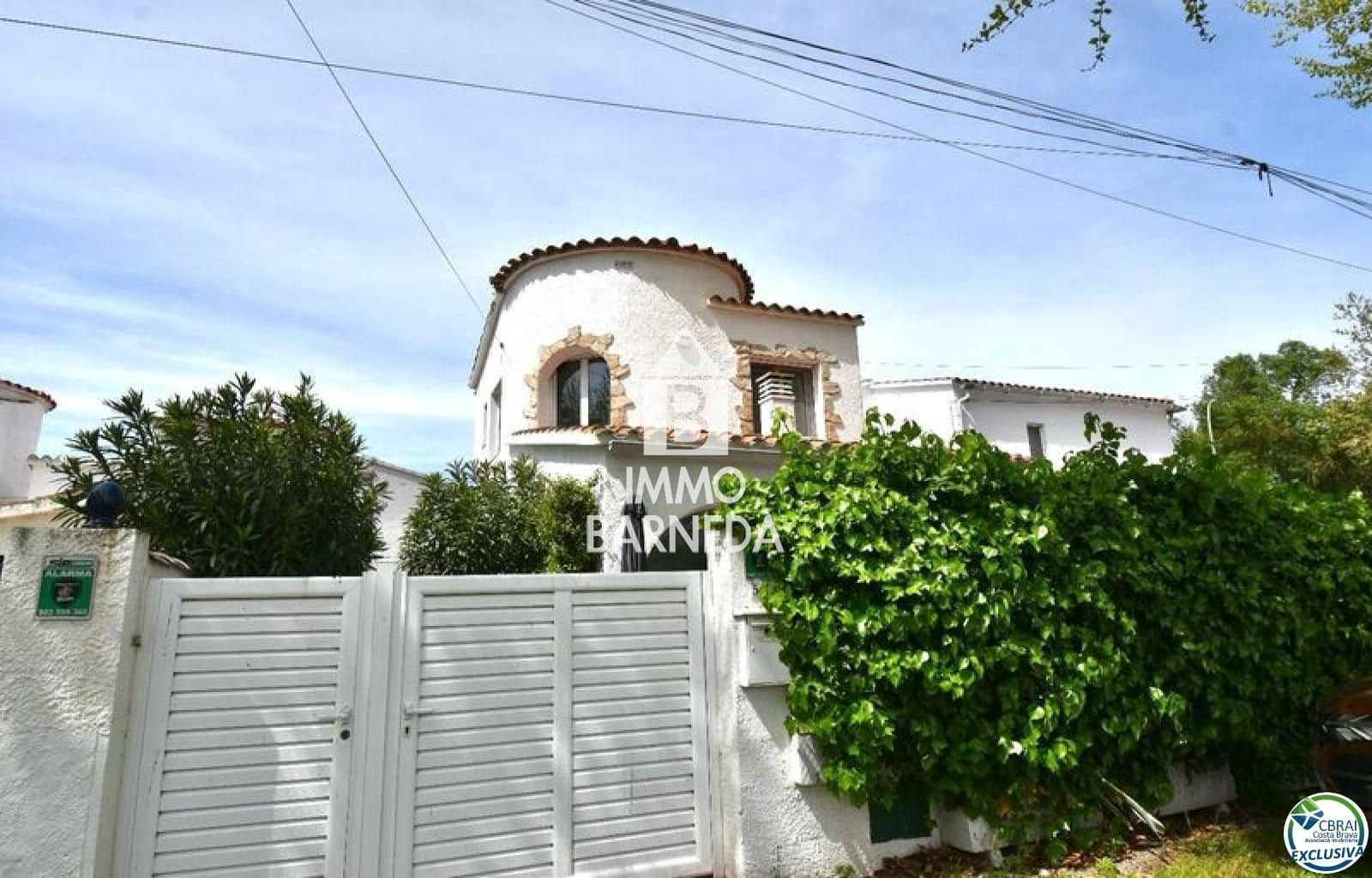 2 sovrum Villa till salu i Empuriabrava - 395 000 € (Ref: 9432022)