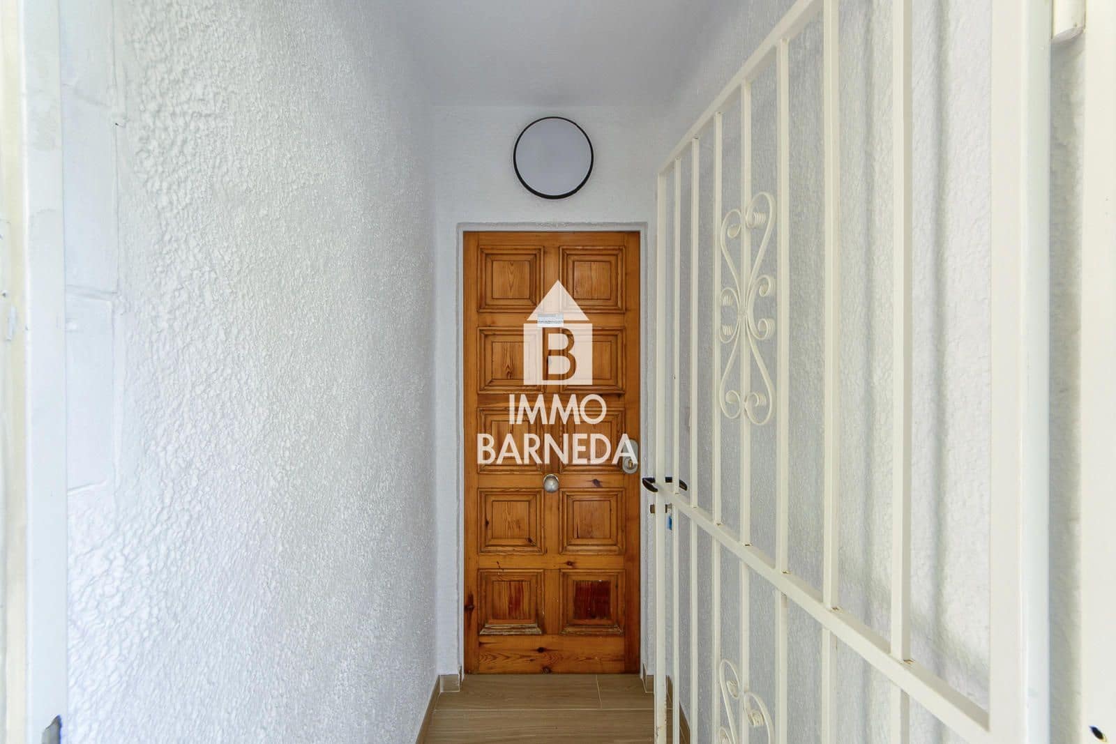 2 bedroom Flat for sale in Roses with garage - € 395,000 (Ref: 9447037)