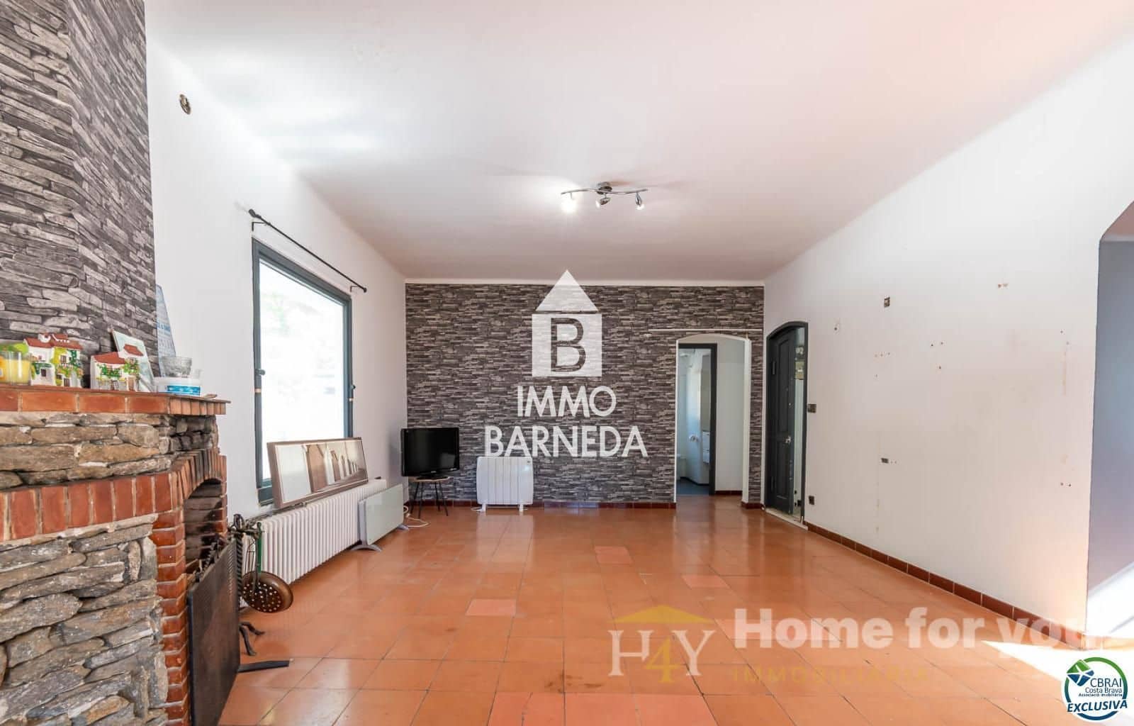 4 sypialnia Willa na sprzedaż w Roses z garażem - 645 000 € (Ref: 9449301)