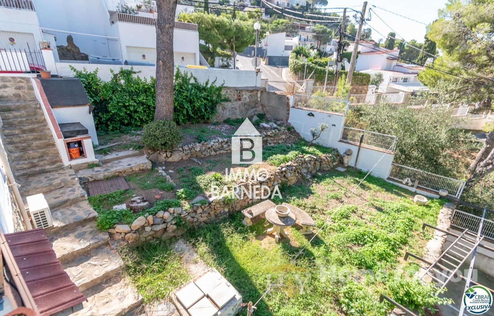 4 sypialnia Willa na sprzedaż w Roses z garażem - 645 000 € (Ref: 9449301)