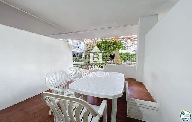 2 bedroom Flat for sale in Santa Margarida, Roses with pool - € 165,000 (Ref: 9449793)