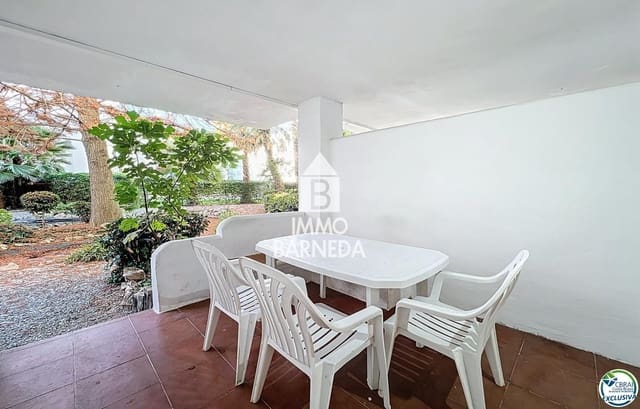 2 bedroom Flat for sale in Santa Margarida, Roses with pool - € 165,000 (Ref: 9449793)