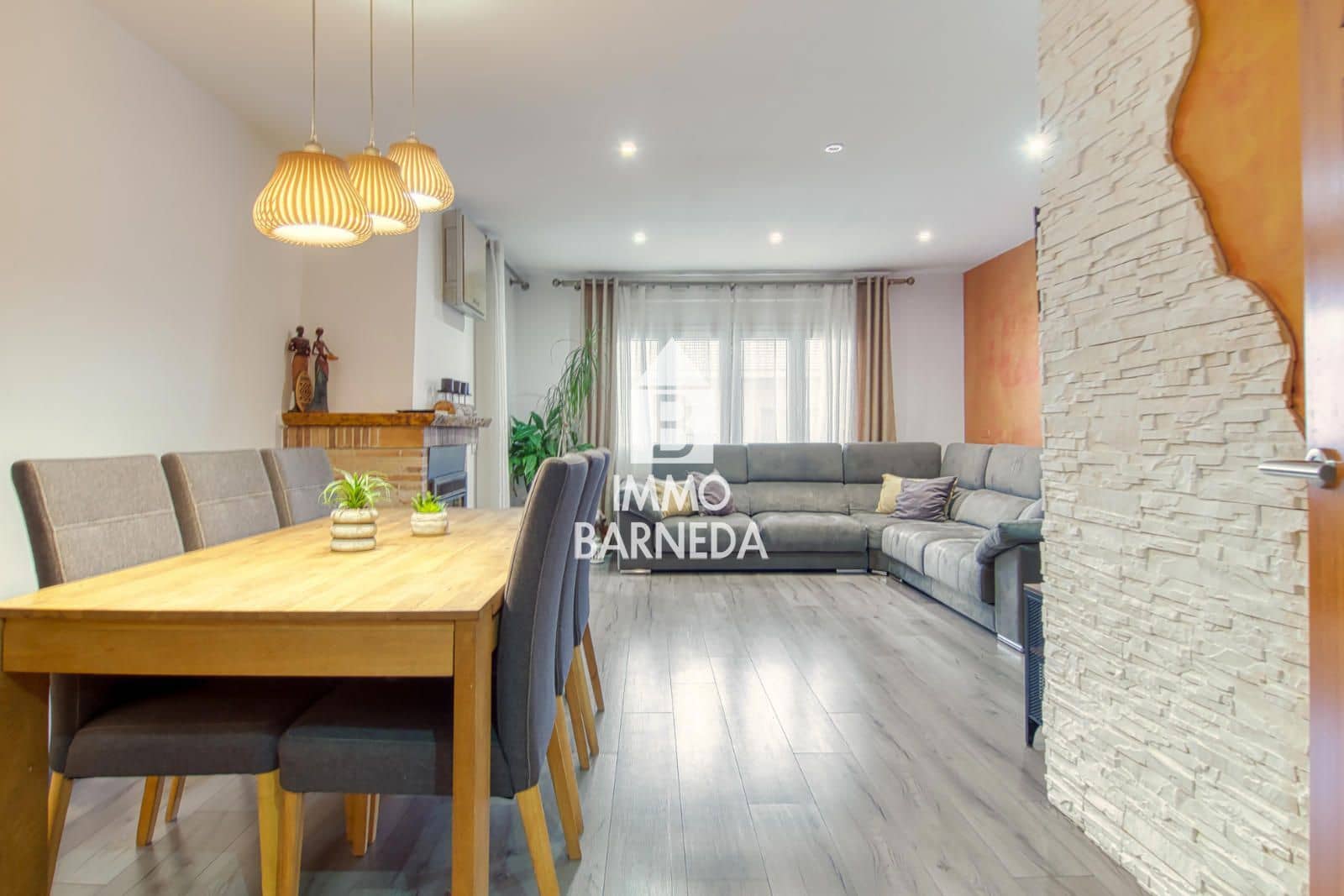 3 bedroom Flat for sale in Roses - € 240,000 (Ref: 9453647)