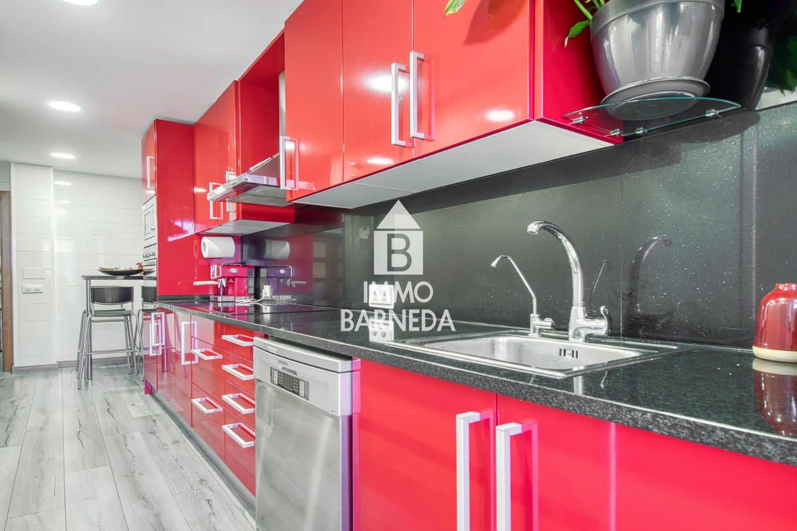 3 bedroom Flat for sale in Roses - € 240,000 (Ref: 9453647)