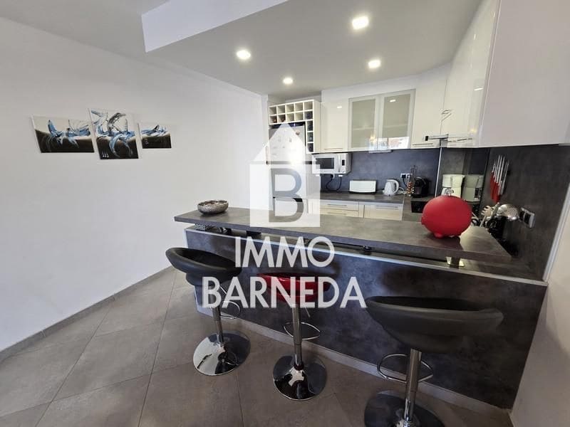 2 slaapkamer Flat te koop in Empuriabrava met zwembad garage - € 249.000 (Ref: 9462681)