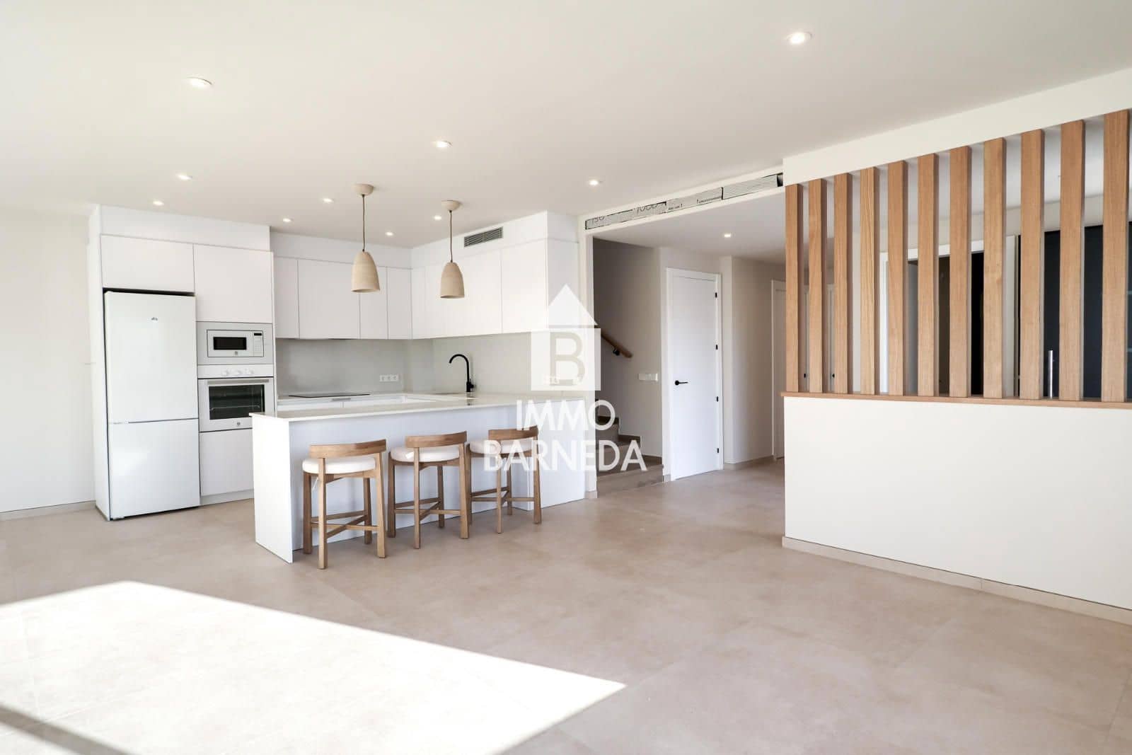 4 slaapkamer Villa te koop in Roses met zwembad garage - € 650.000 (Ref: 9467780)