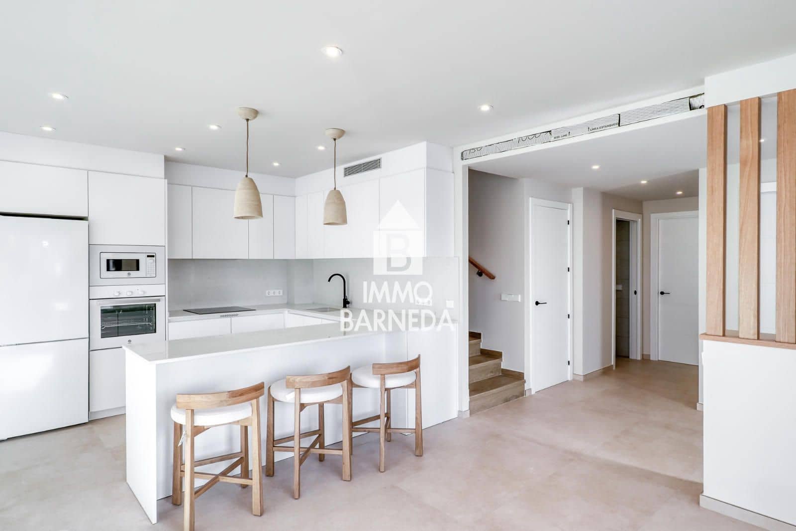 4 slaapkamer Villa te koop in Roses met zwembad garage - € 650.000 (Ref: 9467780)