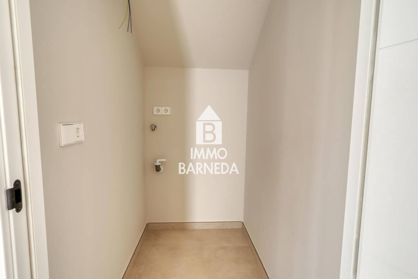 4 slaapkamer Villa te koop in Roses met zwembad garage - € 650.000 (Ref: 9467780)