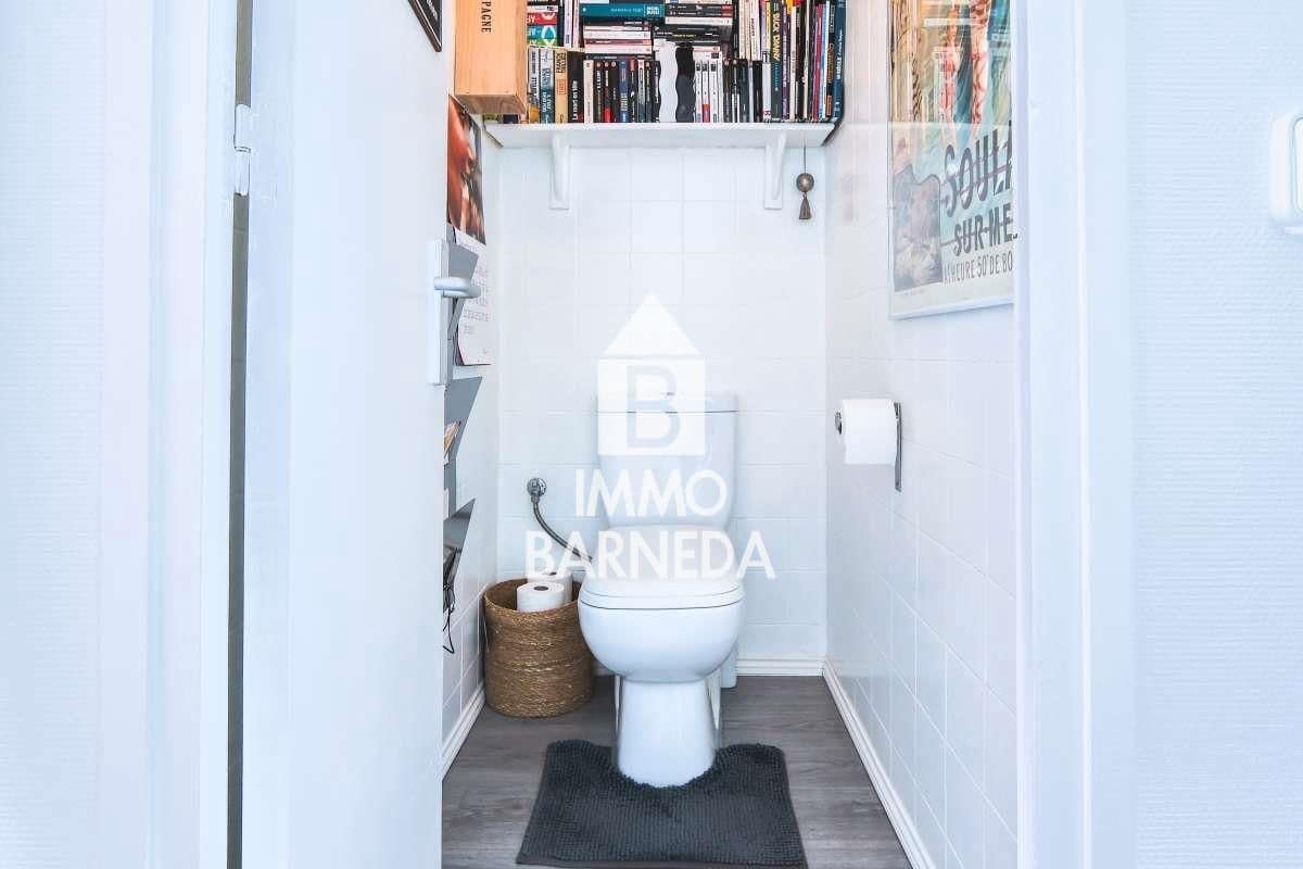 2 bedroom Flat for sale in Roses with garage - € 345,000 (Ref: 9489793)