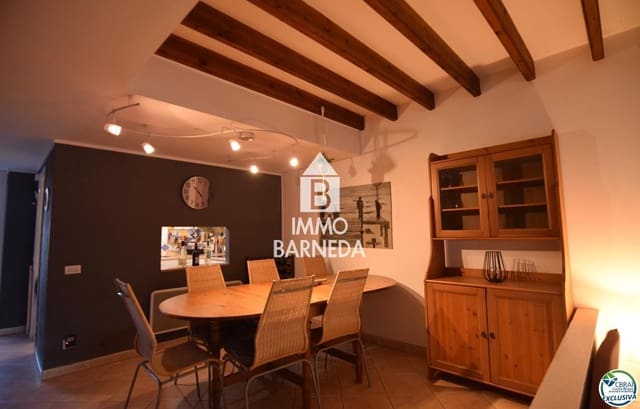 4 chambre Villa/Maison à vendre à Empuriabrava, Castelló d'Empúries avec garage - 500 000 € (Ref: 9495288)