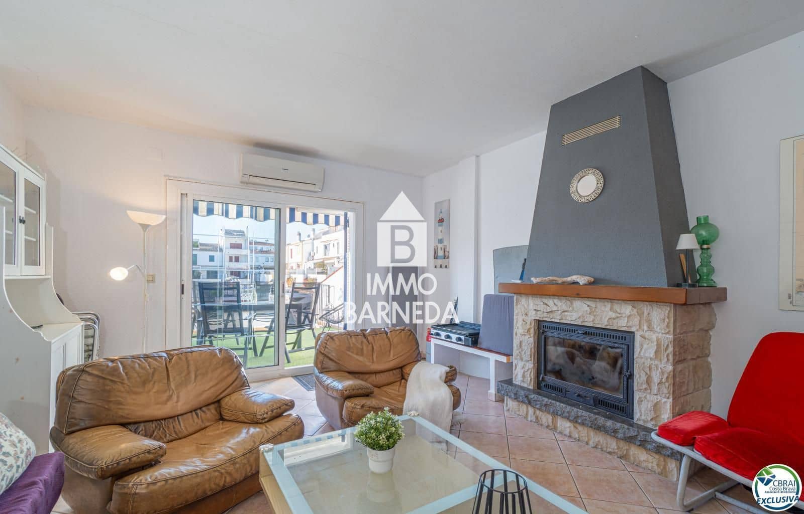 4 bedroom Villa for sale in Empuriabrava with garage - € 455,000 (Ref: 9495288)