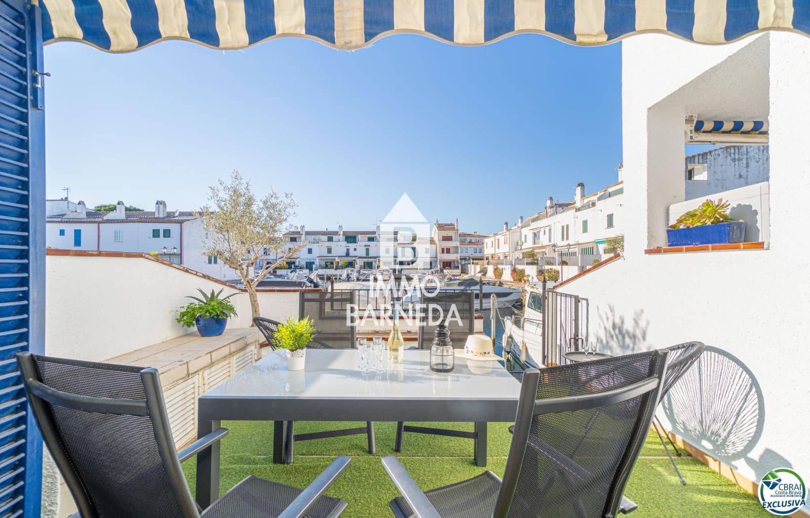 4 bedroom Villa for sale in Empuriabrava with garage - € 455,000 (Ref: 9495288)