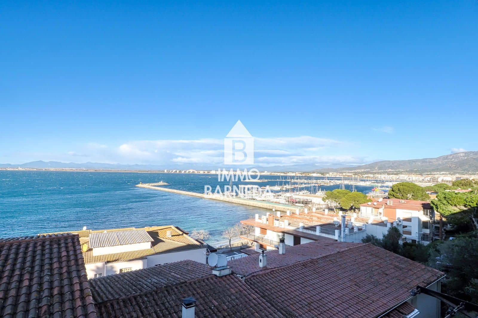 Appartement à vendre à Roses avec garage - 165 000 € (Ref: 9500383)