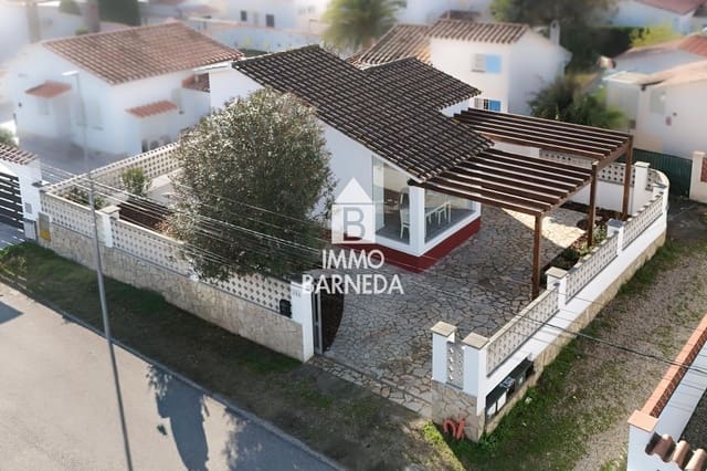 2 Zimmer Villa zu verkaufen in Empuriabrava, Castelló d'Empúries - 339.000 € (Ref: 9521820)