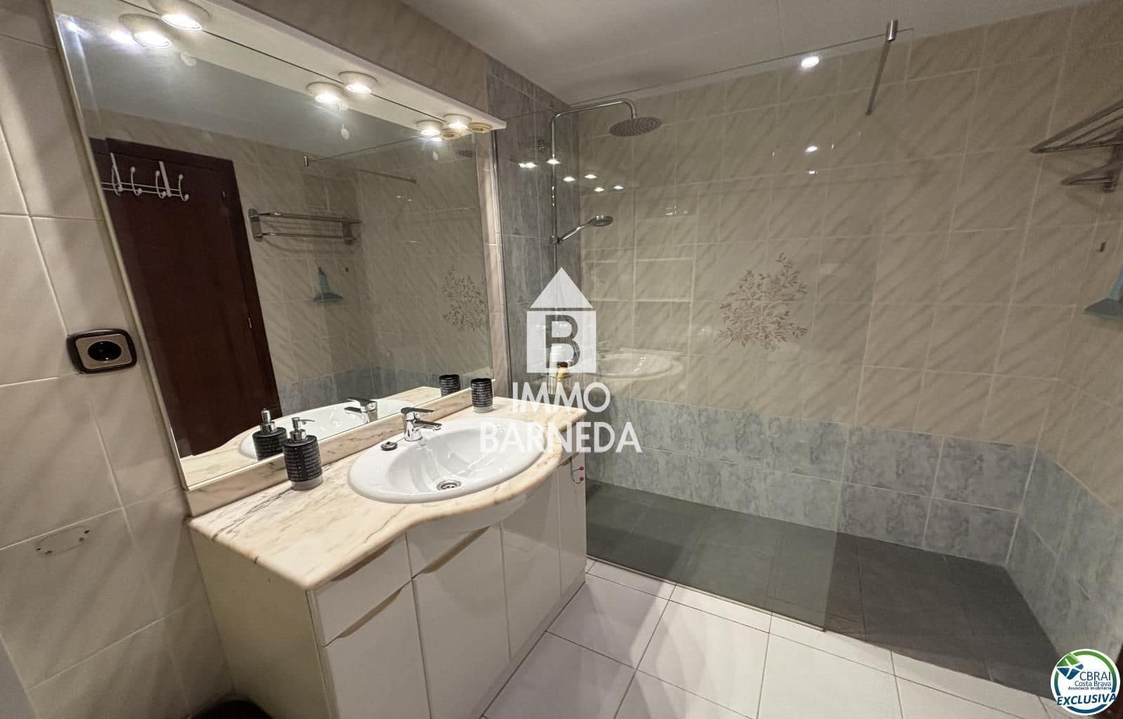 3 sovrum Lägenhet till salu i Roses - 285 000 € (Ref: 9534443)