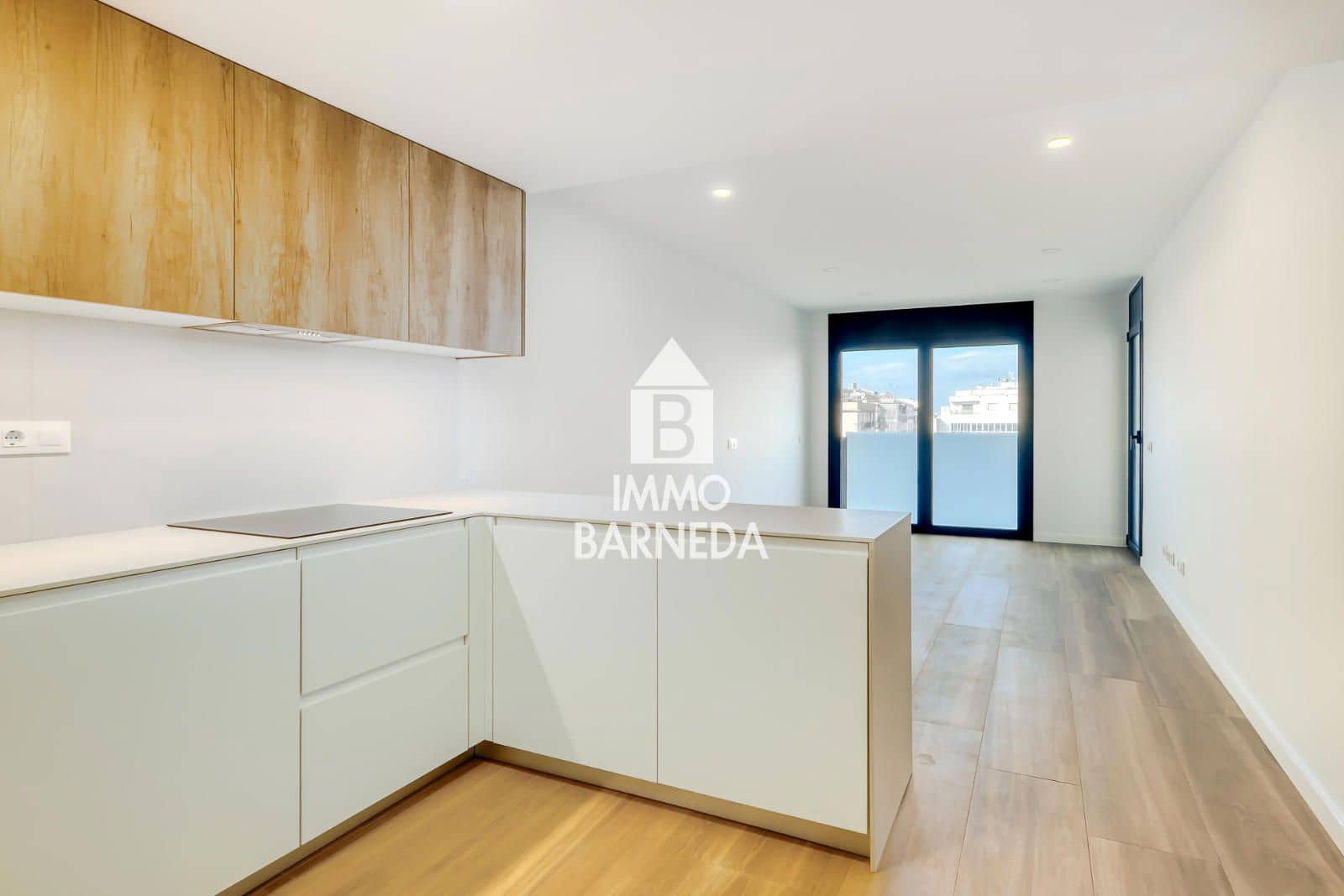 Piso de 3 habitaciones en Roses en venta con piscina garaje - 347.800 € (Ref: 9542022)