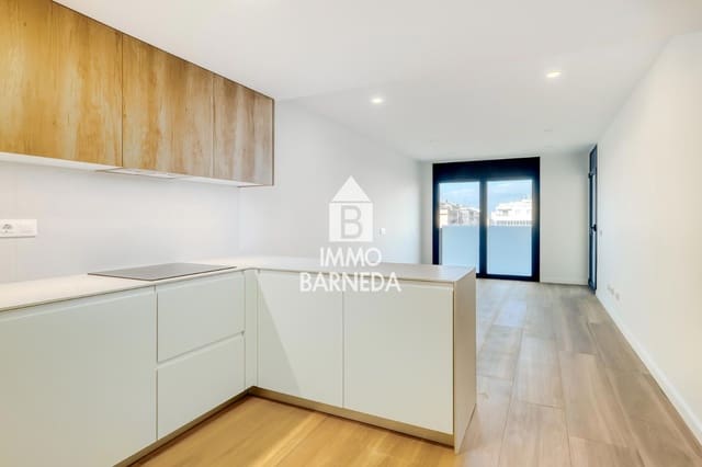 Piso de 3 habitaciones en Roses en venta con piscina garaje - 347.800 € (Ref: 9542022)