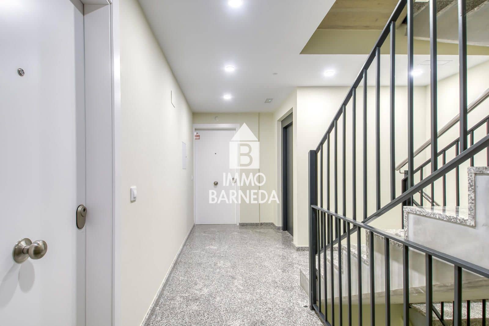 Piso de 3 habitaciones en Roses en venta con piscina garaje - 347.800 € (Ref: 9542022)