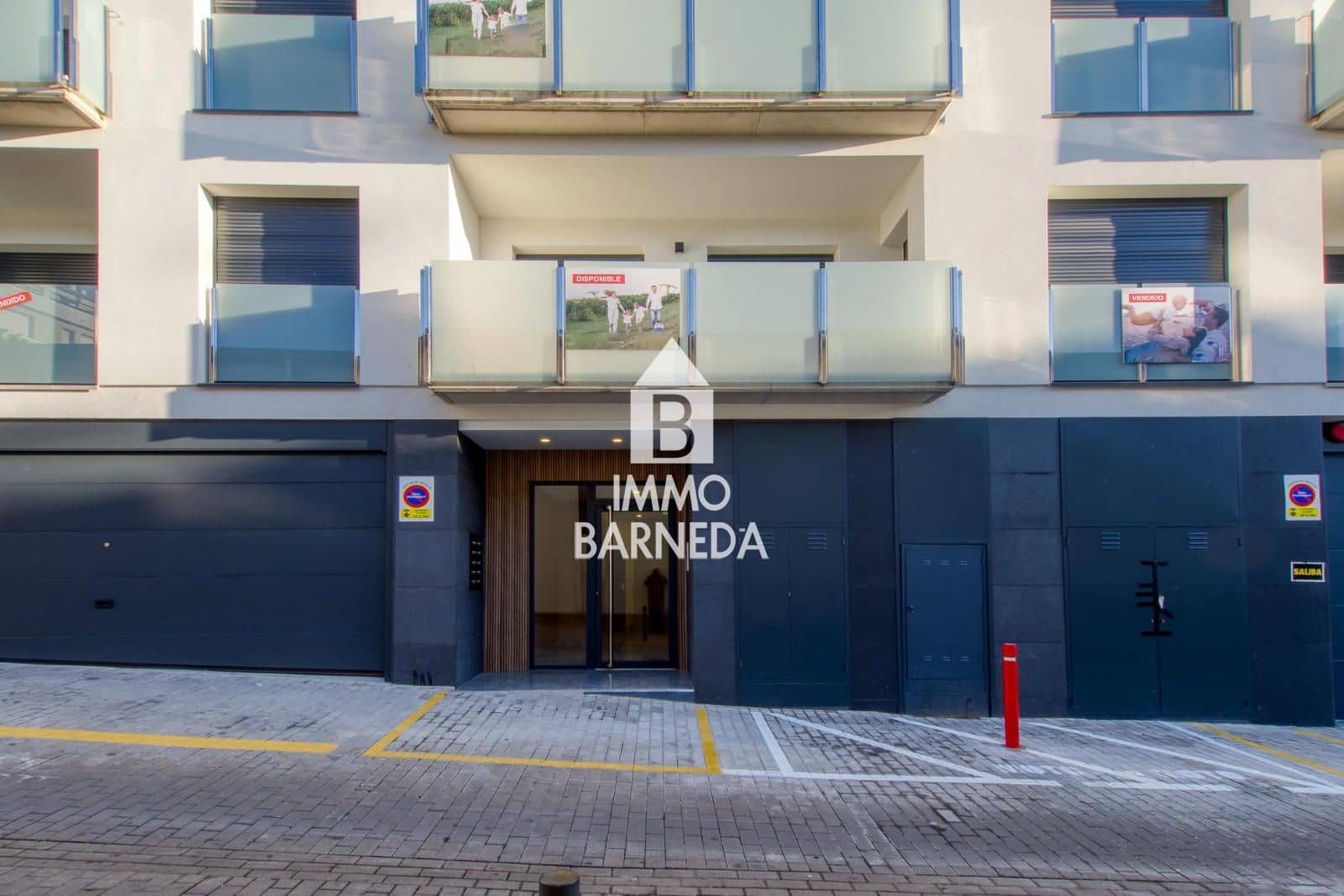 Piso de 3 habitaciones en Roses en venta con piscina garaje - 347.800 € (Ref: 9542022)