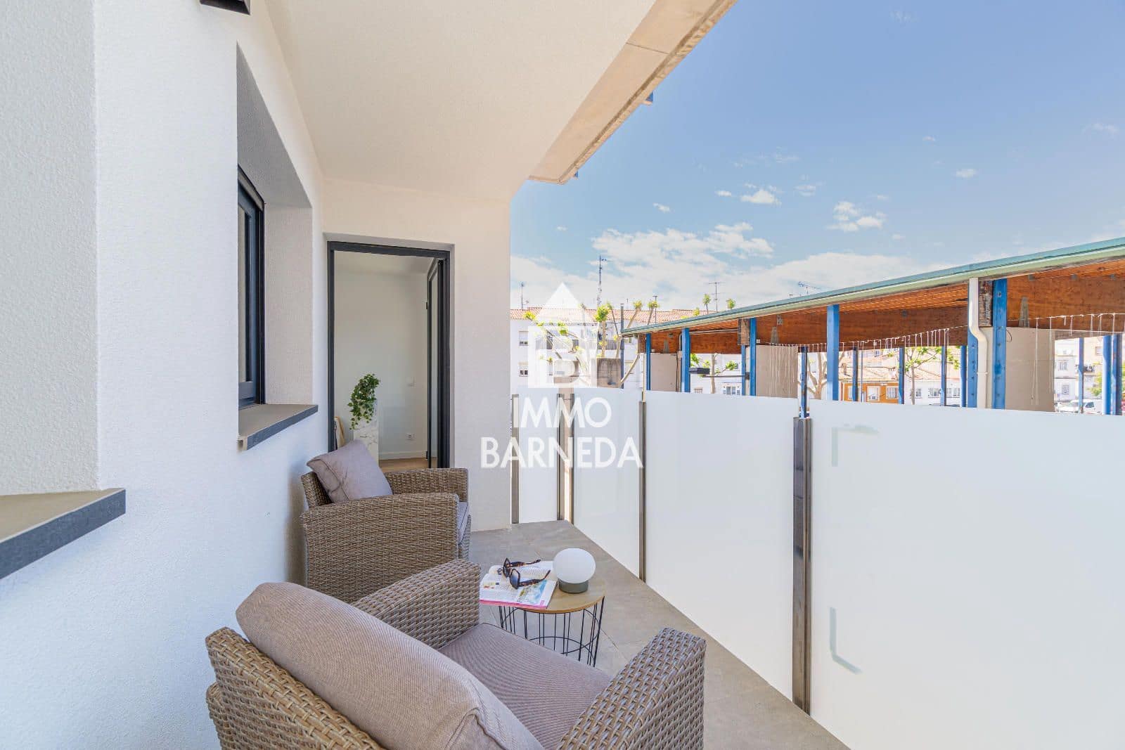 3 slaapkamer Flat te koop in Roses met zwembad garage - € 347.800 (Ref: 9542022)