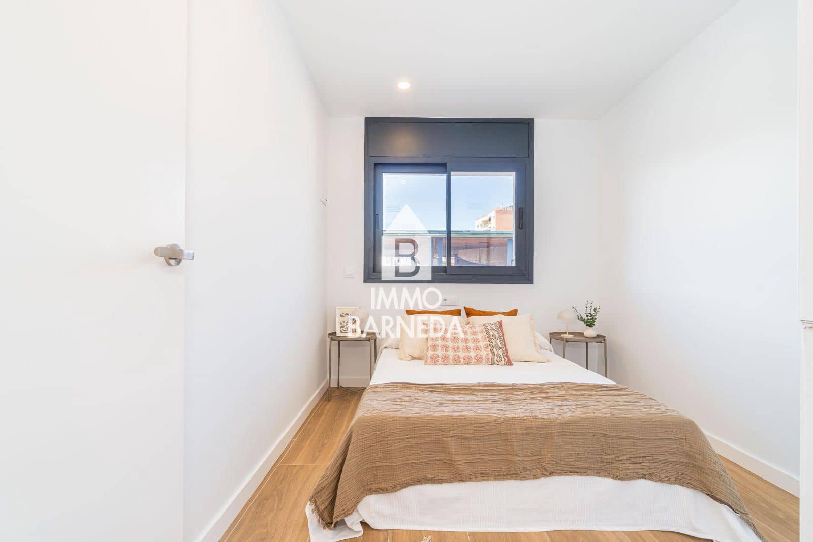 3 slaapkamer Flat te koop in Roses met zwembad garage - € 347.800 (Ref: 9542022)