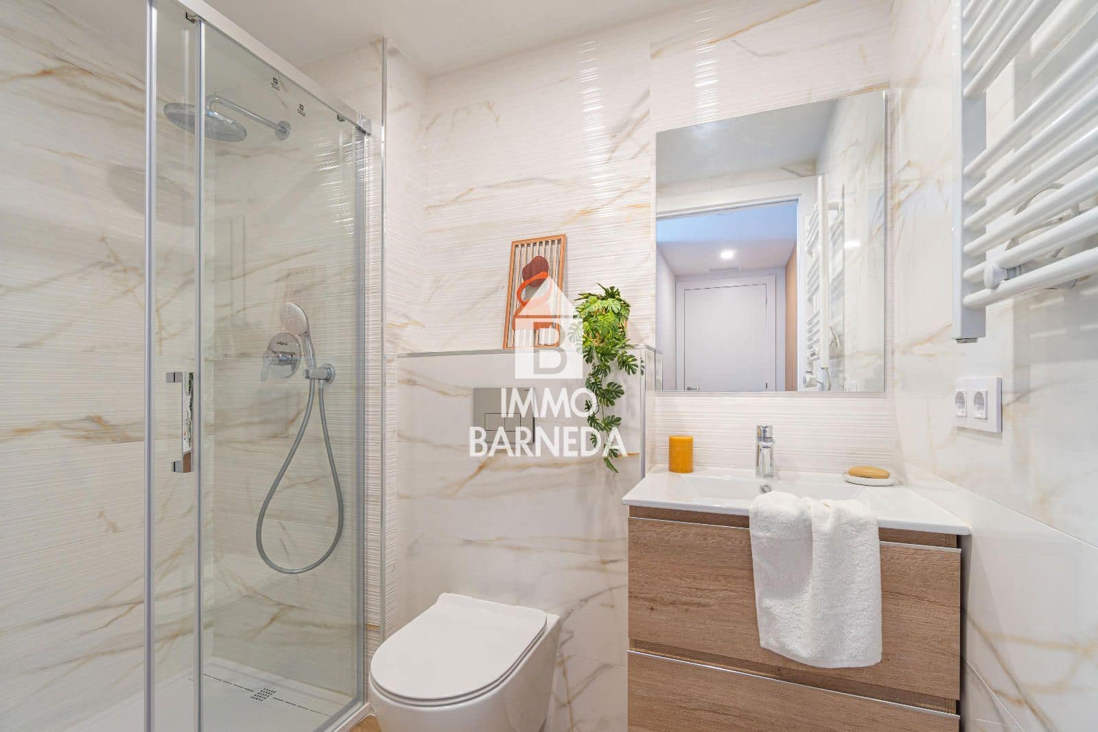 3 slaapkamer Flat te koop in Roses met zwembad garage - € 347.800 (Ref: 9542022)