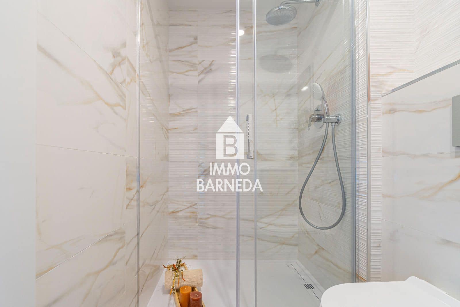 3 slaapkamer Flat te koop in Roses met zwembad garage - € 347.800 (Ref: 9542022)