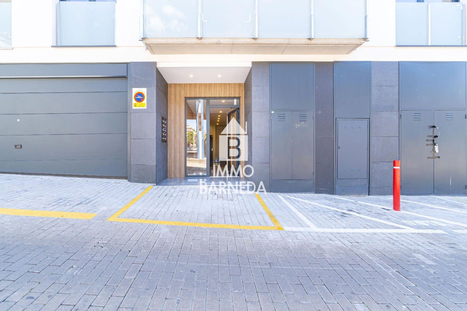 3 slaapkamer Flat te koop in Roses met zwembad garage - € 347.800 (Ref: 9542022)