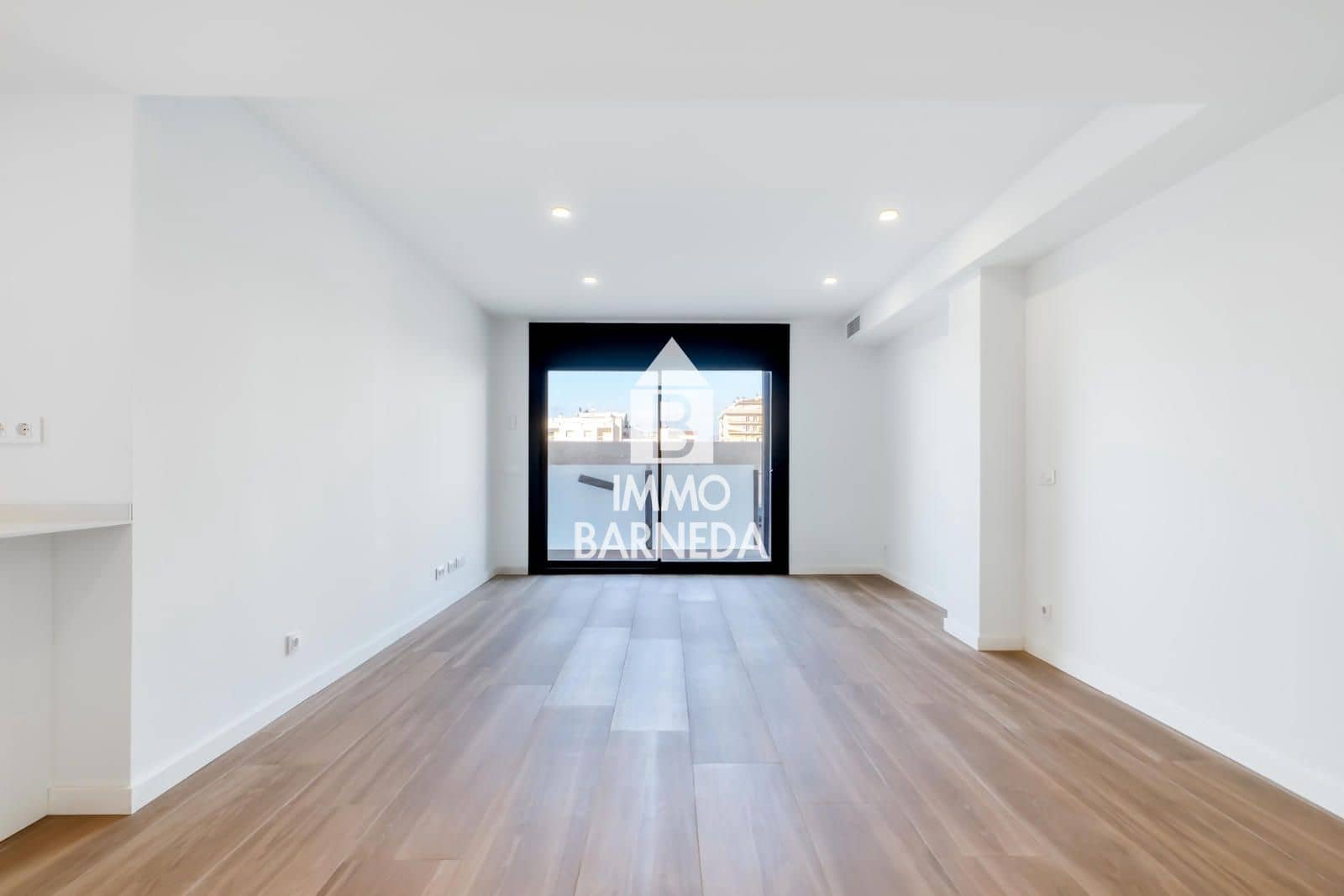 3 Zimmer Wohnung zu verkaufen in Roses mit Pool Garage - 349.500 € (Ref: 9542298)