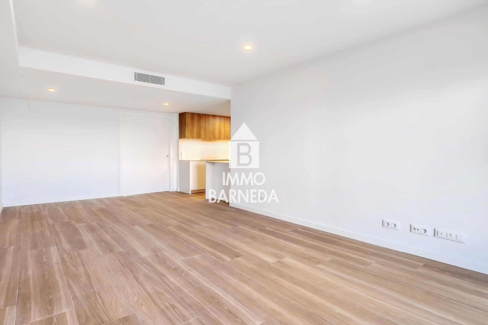 3 Zimmer Wohnung zu verkaufen in Roses mit Pool Garage - 349.500 € (Ref: 9542298)