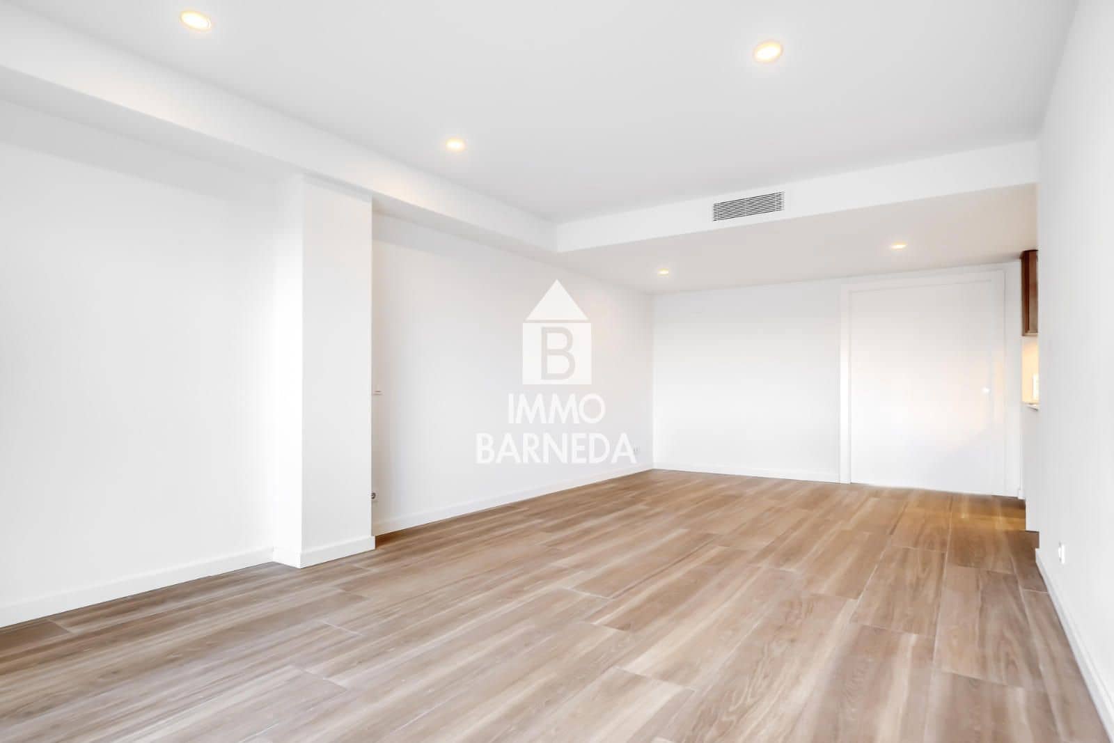 3 Zimmer Wohnung zu verkaufen in Roses mit Pool Garage - 349.500 € (Ref: 9542298)