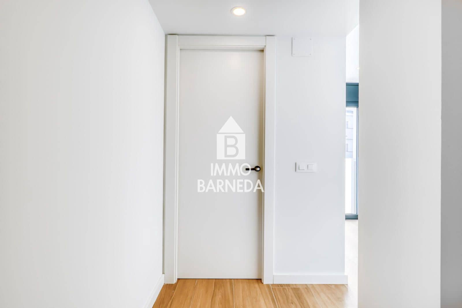 3 Zimmer Wohnung zu verkaufen in Roses mit Pool Garage - 349.500 € (Ref: 9542298)