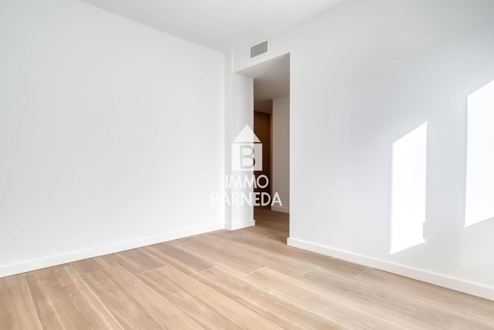 3 Zimmer Wohnung zu verkaufen in Roses mit Pool Garage - 349.500 € (Ref: 9542298)