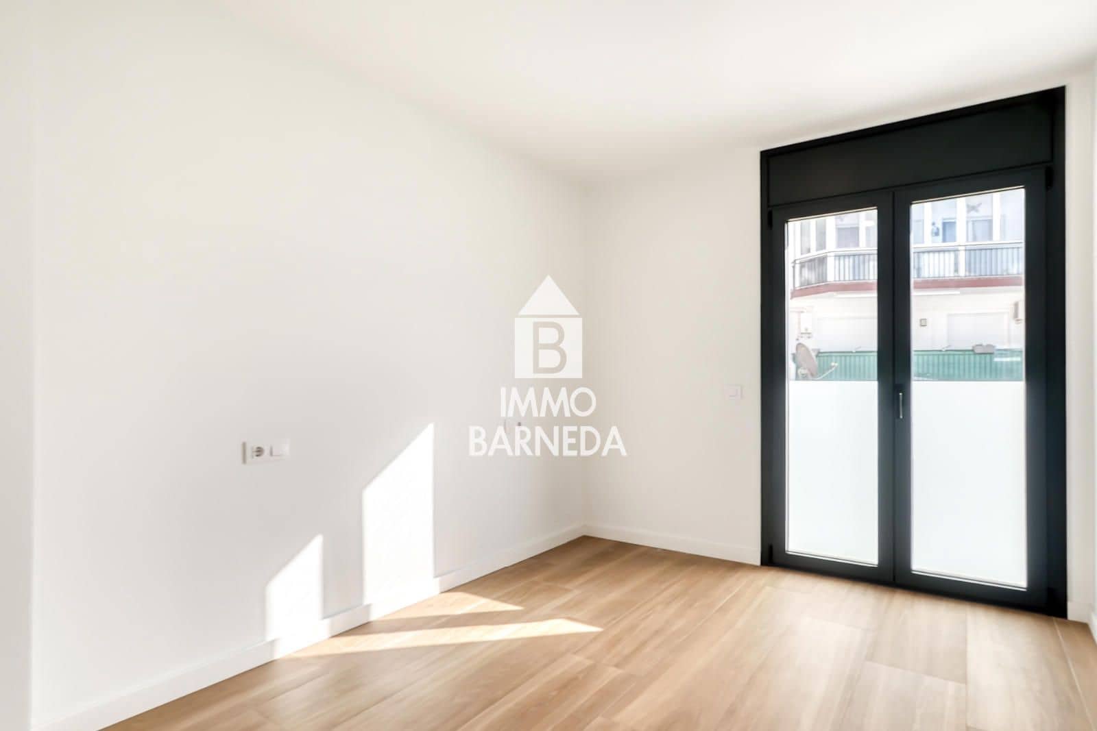 3 Zimmer Wohnung zu verkaufen in Roses mit Pool Garage - 349.500 € (Ref: 9542298)