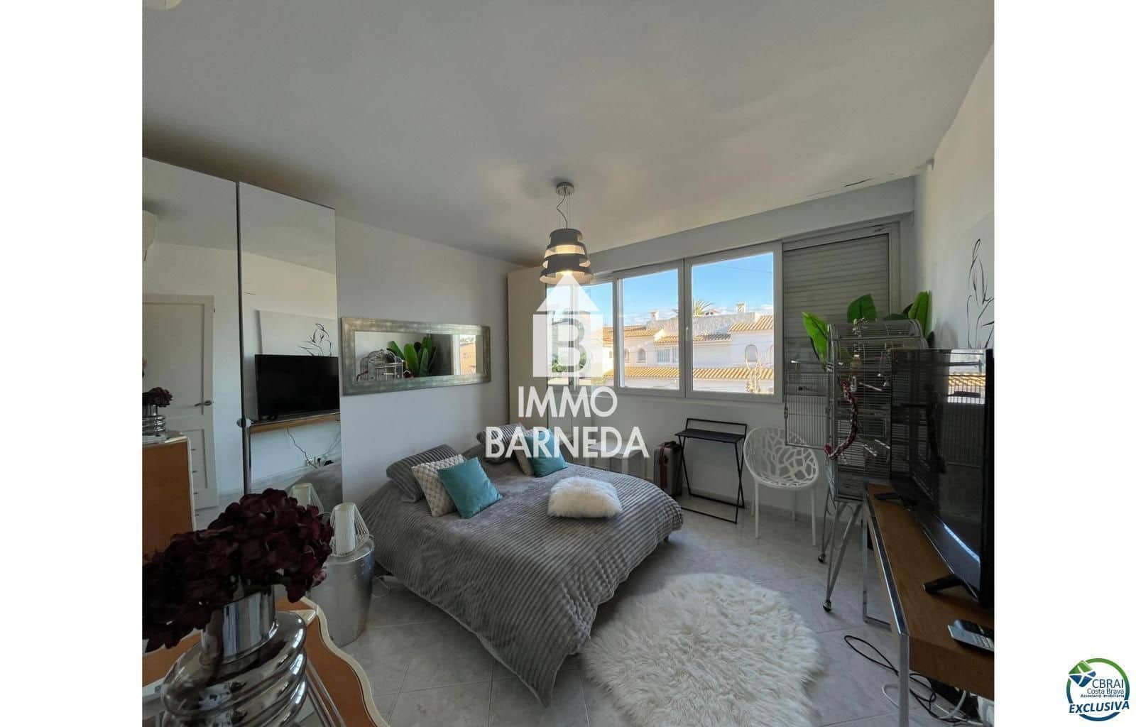 3 sovrum Villa till salu i Empuriabrava med pool garage - 595 000 € (Ref: 9542299)