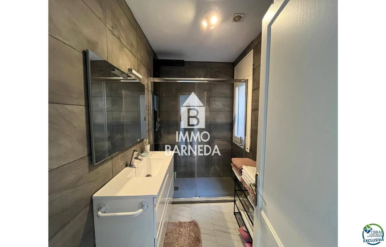 3 sovrum Villa till salu i Empuriabrava med pool garage - 595 000 € (Ref: 9542299)