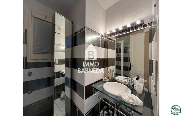 3 sovrum Villa till salu i Empuriabrava, Castelló d'Empúries med pool garage - 595 000 € (Ref: 9542299)